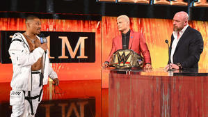 カルメロ・ヘイズがメインロスター昇格 - WWE LIVE HEADLINES