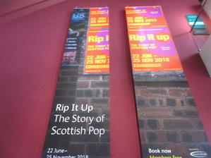 “Rip It Up: スコットランドのポップミュージックの変遷” ＠ スコットランド国立博物館で買ったもの - イギリスの食、イギリスの料理＆菓子