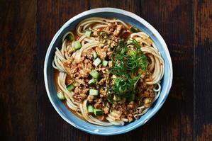Dan Dan Noodles: A Spicy and Flavorful Chinese Noodle Dish - 