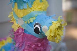 Piñata DIY: Unleash Creativity and Fun with a Homemade Piñata - 
