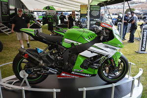 Kawasaki ninja zx10r Sport bike full details In 2024 - 