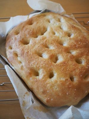 プレーンフォカッチャ - マキパン・・・homebake　パンとお菓子と時々ワイン・・・