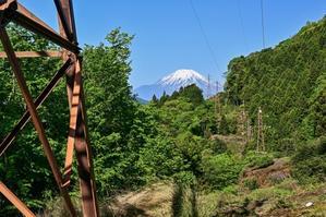 鉄塔と富士山 - 