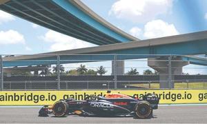 Verstappen takes sprint pole in Miami Grand Prix - 