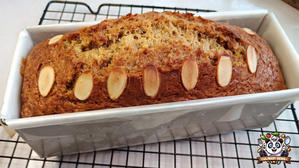 Delicious Banana Bread: Chocolate Chip and Traditional - 