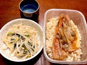 煮魚とモヤシのナムル（今日の晩ごはん） - よく飲むオバチャン☆本日のメニュー