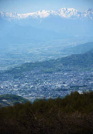 松本の街を望む - 