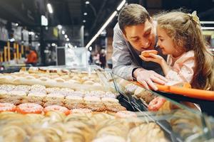 Family Food Challenges: Exploring New Flavors Mindfully - 