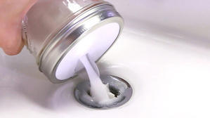 How to Clean Your Kitchen Sink Drain with Baking Soda and Vinegar - 