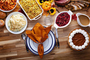 How to Host a Budget-Friendly Holiday Appetizer Party - 