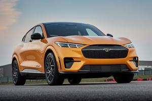 Ford Mustang Mach-E: An Electrifying SUV with a Mustang Soul - 