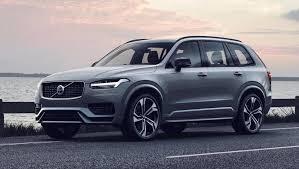 Volvo XC60: Compact SUV with Style and Performance - 