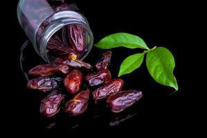 Unveiling the Sweet Secrets: Top 10 Health Benefits of Dates - 