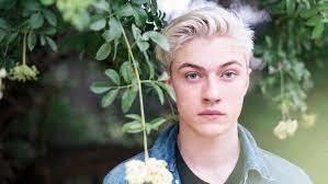 Lucky Blue Smith: Redefining Male Modeling and Embracing Individuality - 