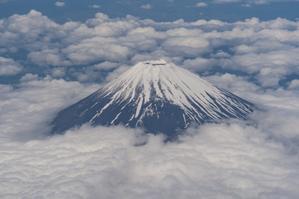 2024GW 飛行機から見た富士山 - 
