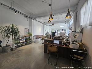 台中の沙鹿は素敵カフェの穴場地区。今、韓国風カフェで有名な「初咖啡」ナウ - 