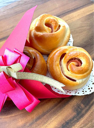 母の日に・・薔薇の花束パン♡ - パンのちケーキ時々わんこ