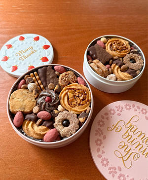 母の日のチョコ菓子&クッキー缶 - 福岡のフランス菓子教室  ガトー・ド・ミナコ  2