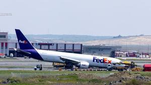 Cargo Boeing Aircraft Lands Without Front Landing Gear, Turkey Launches Investigation - 