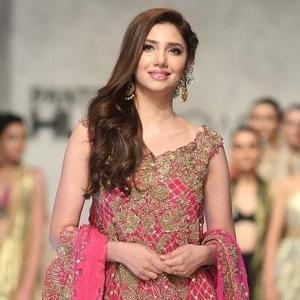 bollywood actresses in the queen - 