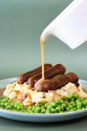 Ready to Cook Up a Storm? Bangers and Mash Recipes Await!  - 