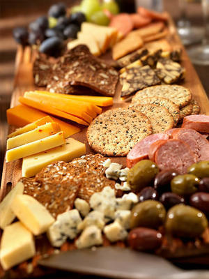 Where Can I Discover Regional Variations of the Classic Ploughman's Lunch?  - 