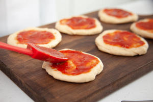 Searching for the Perfect Snack? Try These Mini Pizza Recipes! - 