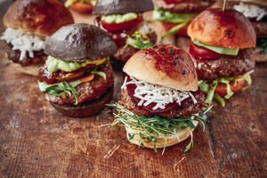 Which Cheeseburger Slider Variations Will Wow Your Guests? - 