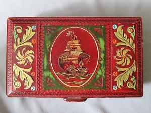帆船モチーフのオランダ製ティン缶ボックス - 
