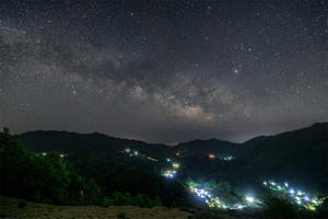 ツエノ峰から眺める星空 - 