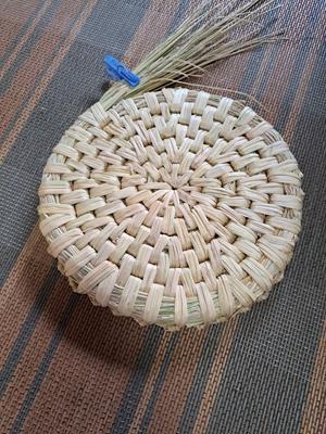 藁いずみ作製、退院後3日目 - 藁細工とPPバンド製かご（はけご）、農家の日記
