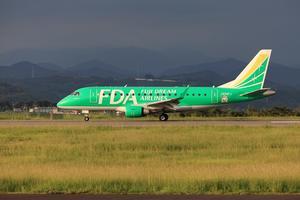フジドリームエアラインズ（FDA／JH） E170 ERJ-170-200【静岡空港】 - エキサイトな旅をさがして