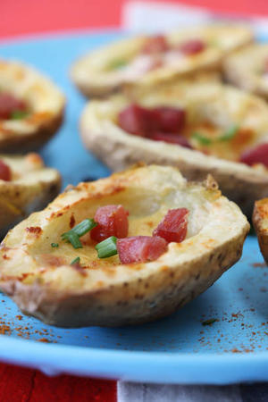 What are some tasty potato skins combos? - 