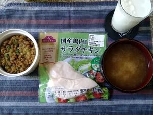 5/24　オートミールからし納豆ご飯、鶏ささみサラダチキン、しじみ汁 - 