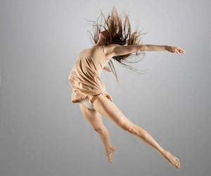 Unleashing Creativity through Dance: A Powerful Form of Expression - 