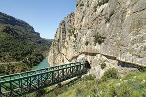 Caminito del Rey 2024 Guide: Trail Guide, Photos & Helpful Tips - 