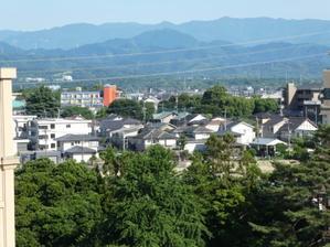 手前は市民病院跡地方面から左上部に嘉島町サントリー九州熊本工場を望ことが出来る - 高齢期をさわやかに　