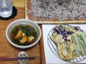 鶏とネギのつけ蕎麦 with 野菜天 - 好食好日