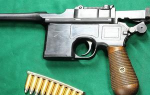 A!CTION 『Mauser C96 (アルミ切削品)』 - "人はパンのみに生きるにあらず" (ケイズ ブログ)