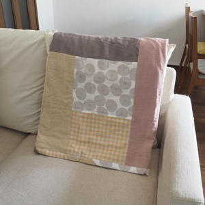 【ハギレ活用】ダブルガーゼパッチのブランケット - micco yucco