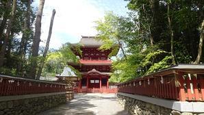 大分県北部の八幡様を巡りました。目を引く神門と心癒される三角池 - 空見て思う