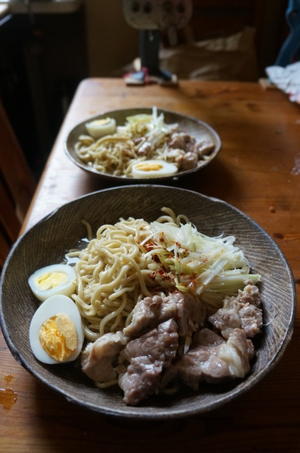 新しい試み、鴨出汁冷やし中華 - べルリンでさーて何を食おうかな？