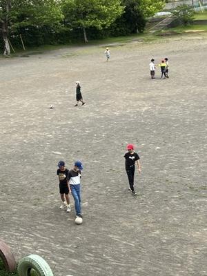 昼休み外遊びは短縮。水分・休憩を。 - 城山通信