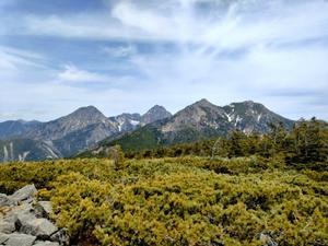 八ヶ岳縦走①観音平登山口→編笠山→青年小屋（一泊目）、美濃戸口登山口→赤岳鉱泉（二泊目・三泊目） - 秀岳荘みんなのブログ！！