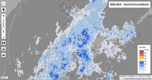 今日は雨でさらに寒くなる - 5号館を出て