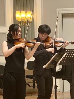垣内兄妹ヴァイオリンデュオの弦楽四重奏 VARYON QUARTET - べルリンでさーて何を食おうかな？