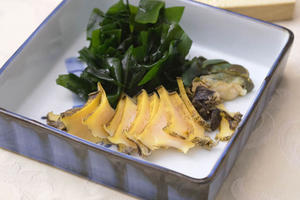 「蒸しアワビ」と「スナップえんどうごはん」 - 登志子のキッチン