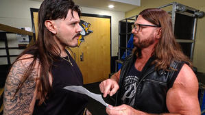 ドミニク対スタイルズはいつ行われる？ - WWE LIVE HEADLINES