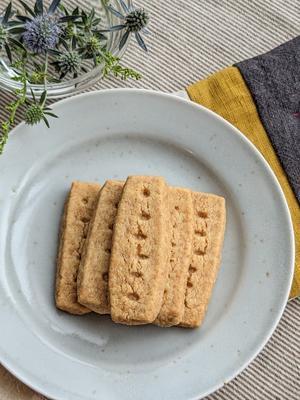 先月のお菓子教室　その1　ショートブレッド - spoon and fork