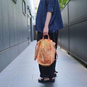 リネンのギャザーブラウス